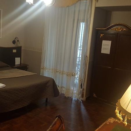 Bed & Breakfast Napoli Centrale Exterior photo