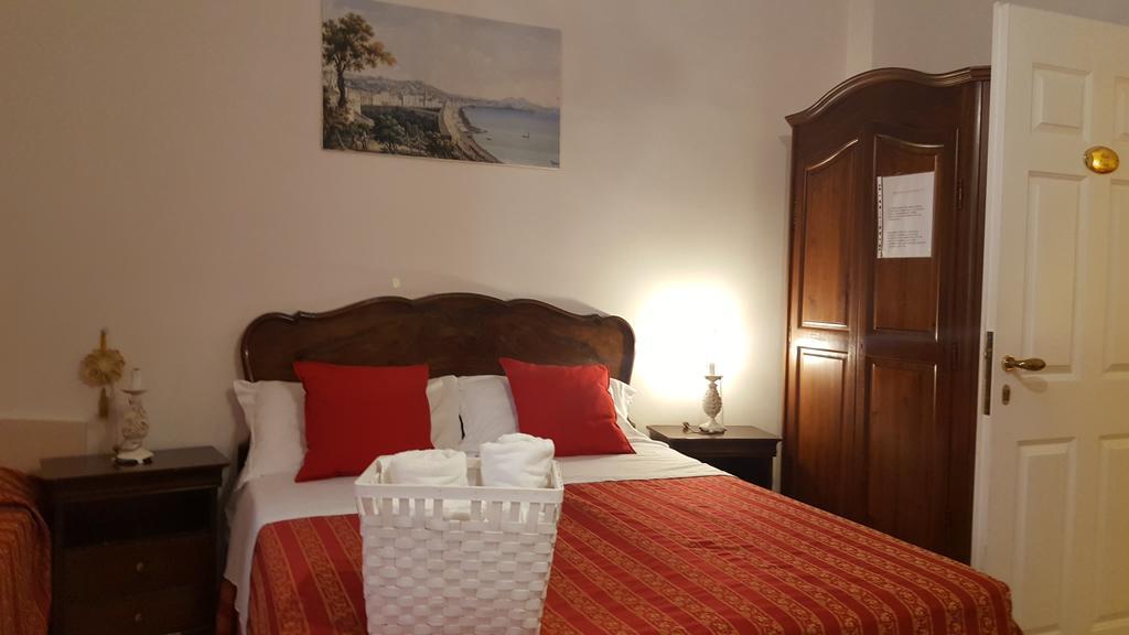 Bed & Breakfast Napoli Centrale Exterior photo