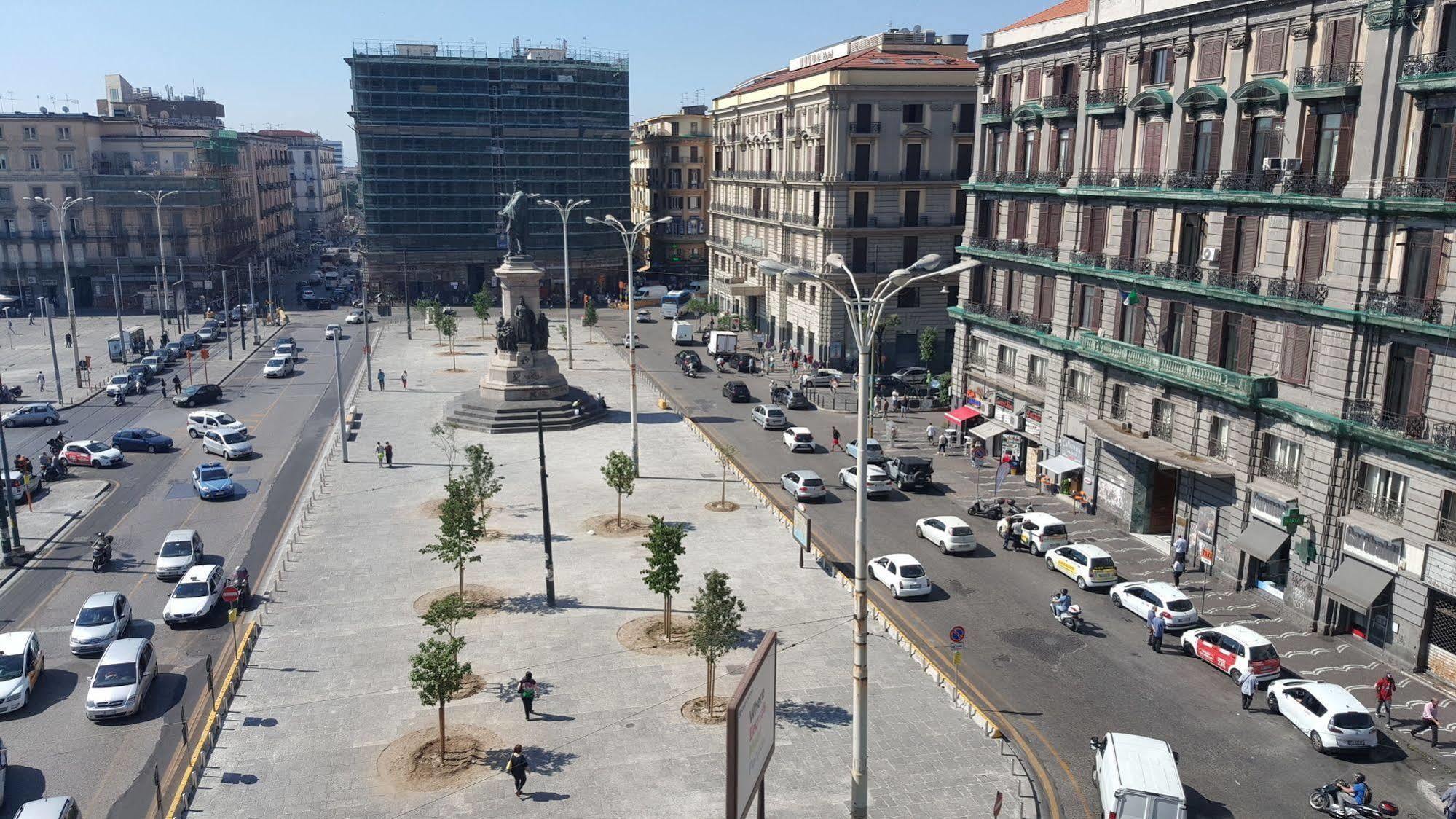 Bed & Breakfast Napoli Centrale Exterior photo