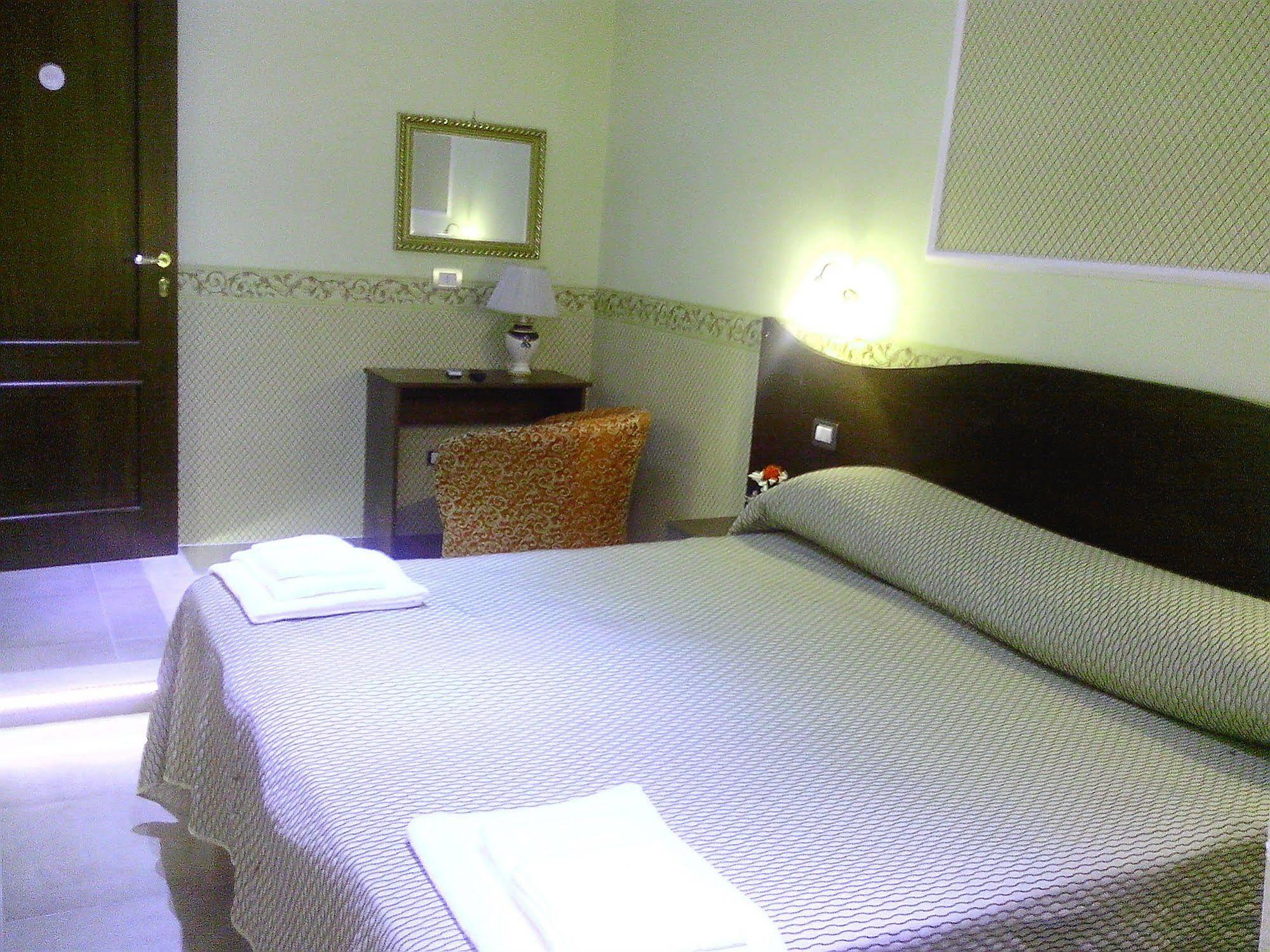 Bed & Breakfast Napoli Centrale Exterior photo