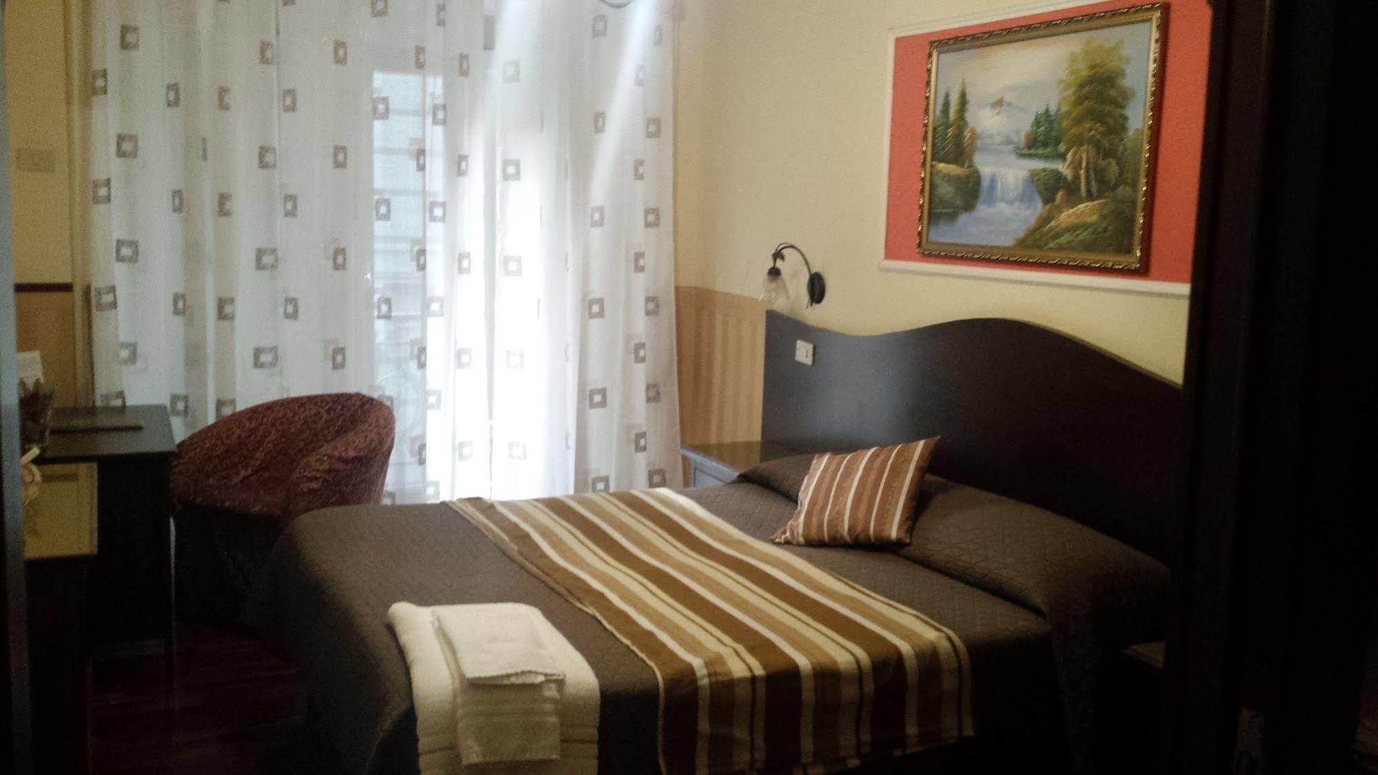 Bed & Breakfast Napoli Centrale Exterior photo