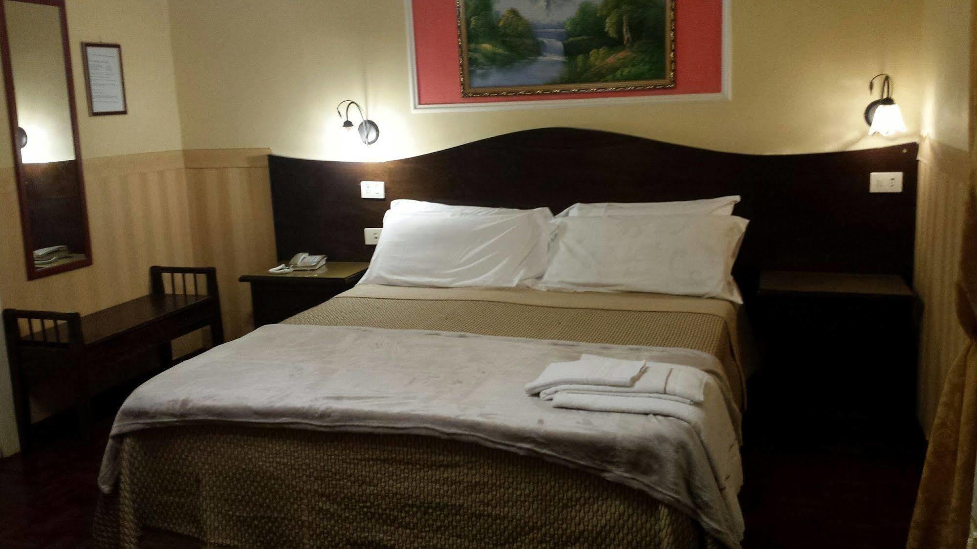 Bed & Breakfast Napoli Centrale Exterior photo